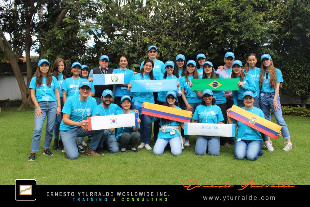 Outdoor Training | Team Building corporativo con dinámicas de confianza y liderazgo